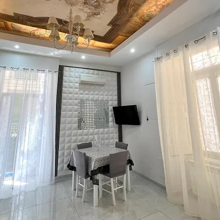 Anema&core House Apartman Nápoly